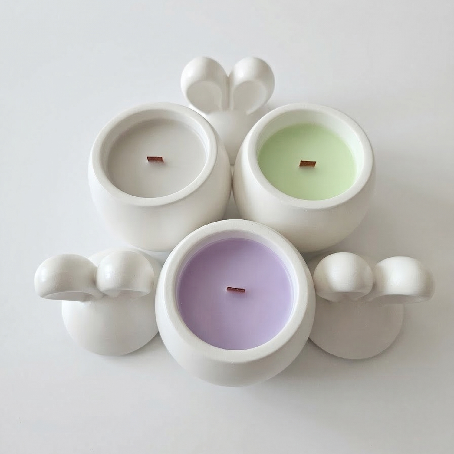 Drobec Candle - White / Cherry, Almond
