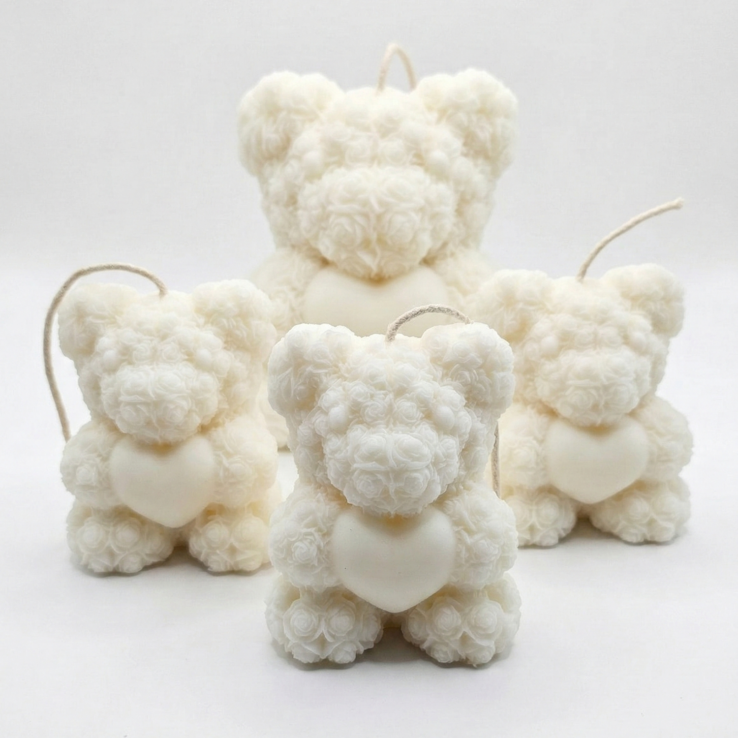 Candle Medium Bear - White / Coconut