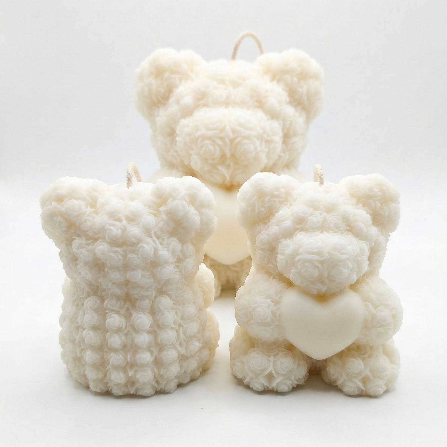 Candle Medium Bear - White / Coconut