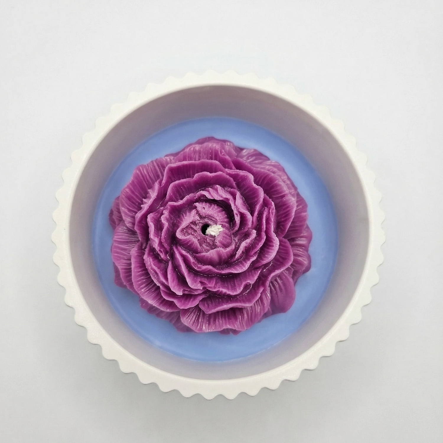 Ruby Candle - White / Red / Cherry, Almond