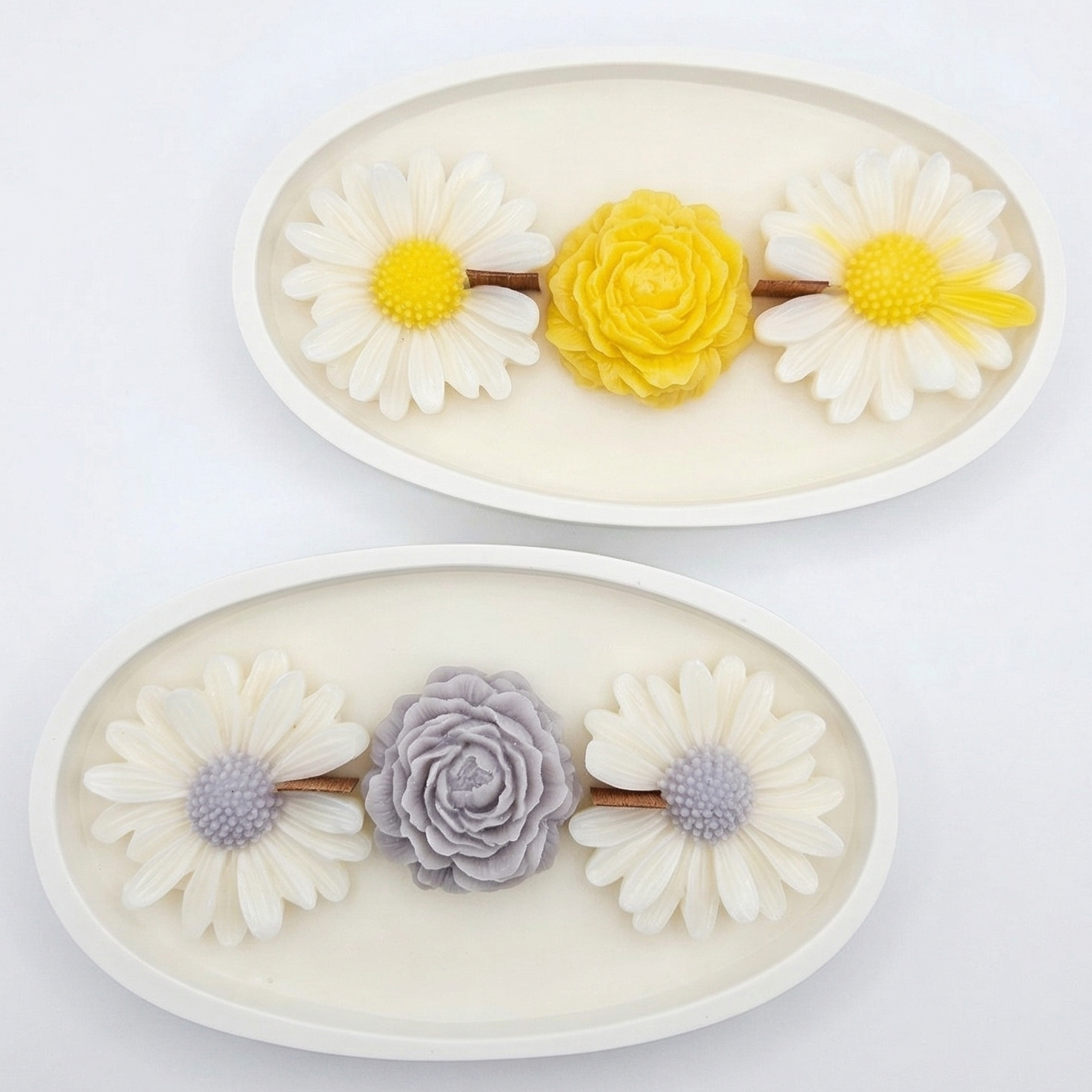 Honeyed Caress Candle - White / Yellow / Honey and Milk