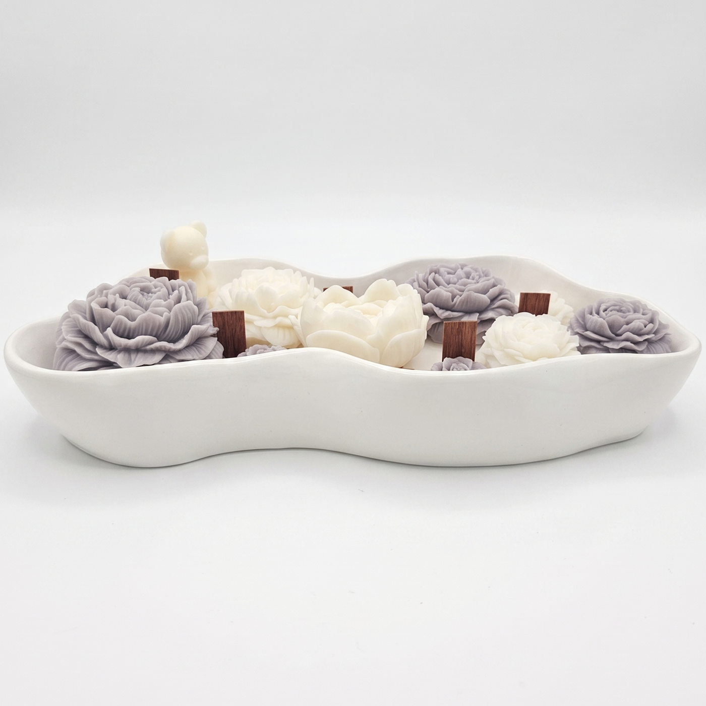Candle Blooming Cloud - White / Gray / Paris