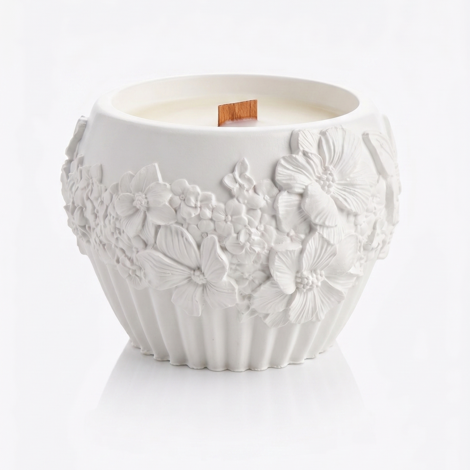 Candle Meadow - White / Cherry, Almond