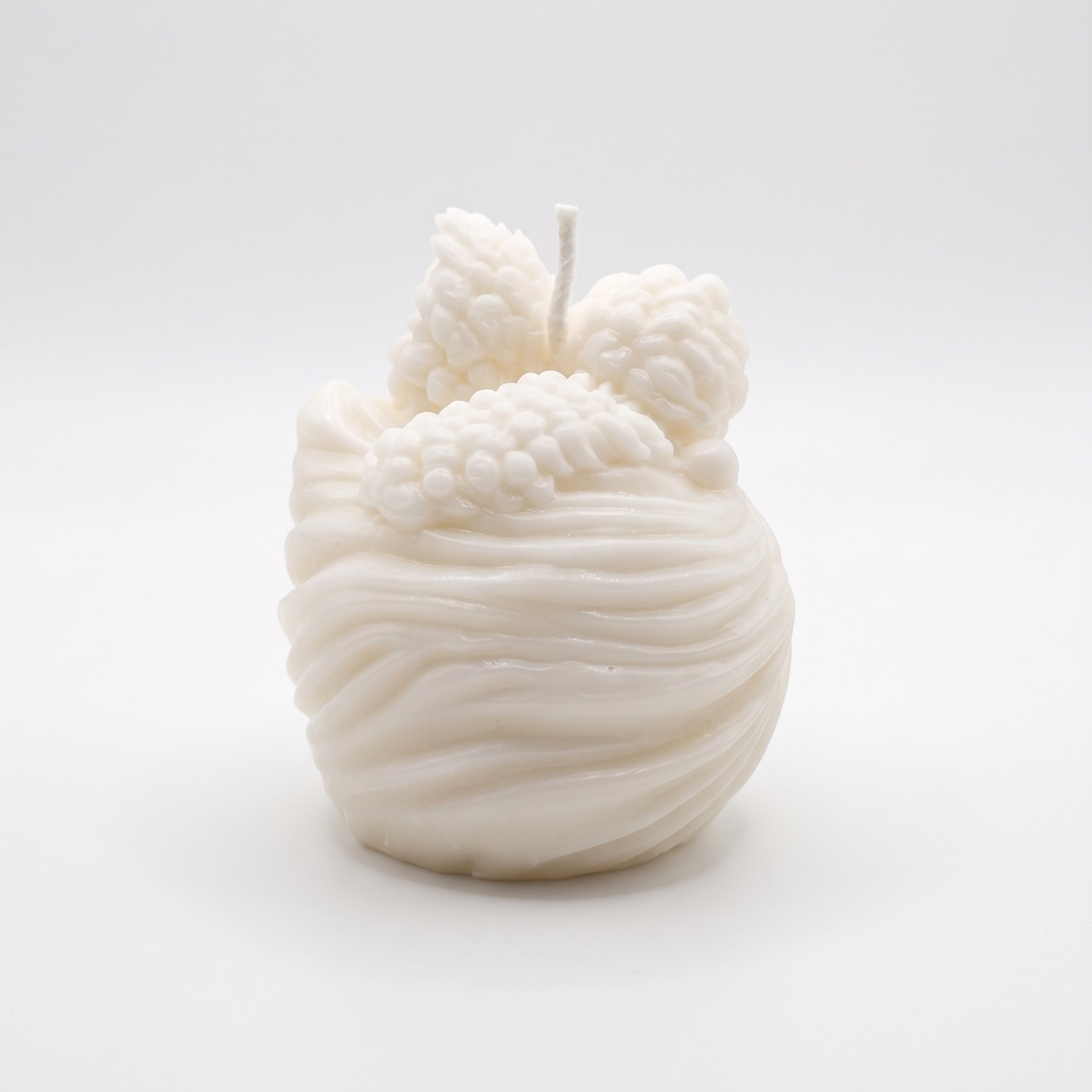 Cherub Candle - White / Coconut