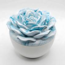 Marble Flower Candle - White / Turquoise / Blueberry, Vanilla