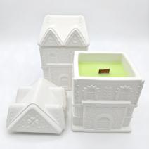 Medium House Candle - White / Apple, Cinnamon